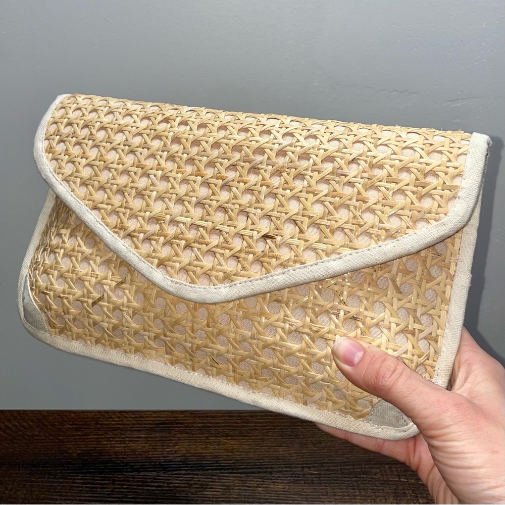 Real Woven Straw Beach Clutch